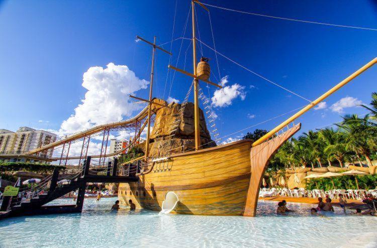 Piazza Diroma - Cortesia Park Diroma, Splash E Slide กัลดัสโนวัส ภายนอก รูปภาพ