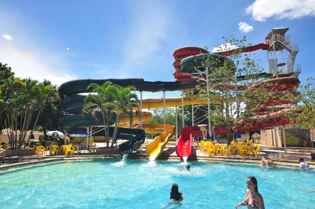 Piazza Diroma - Cortesia Park Diroma, Splash E Slide กัลดัสโนวัส ภายนอก รูปภาพ