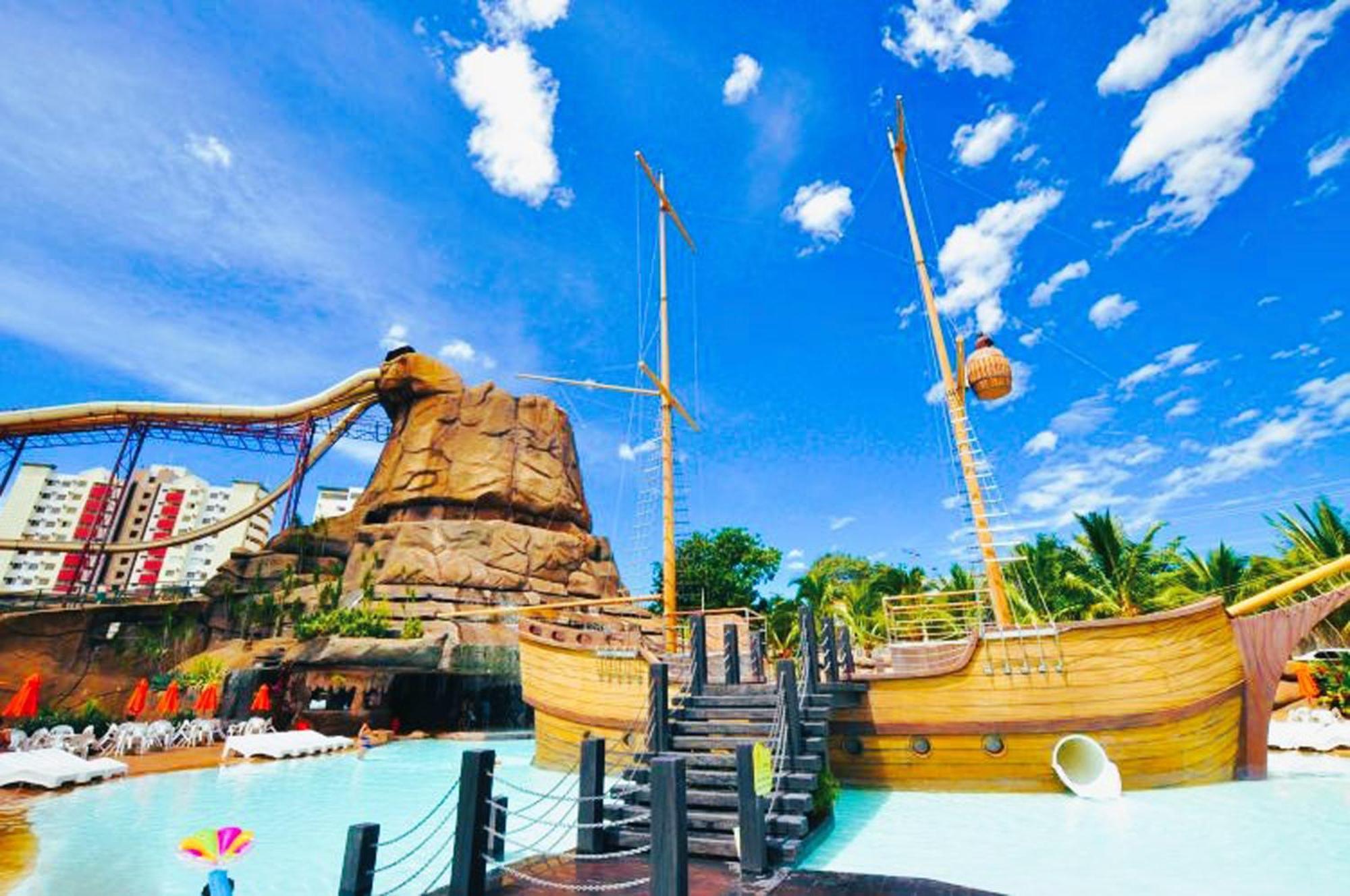 Piazza Diroma - Cortesia Park Diroma, Splash E Slide กัลดัสโนวัส ภายนอก รูปภาพ